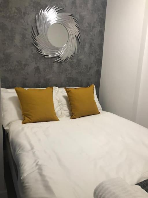Stunning Apartment In Leeds- Financial District Leeds  Bagian luar foto