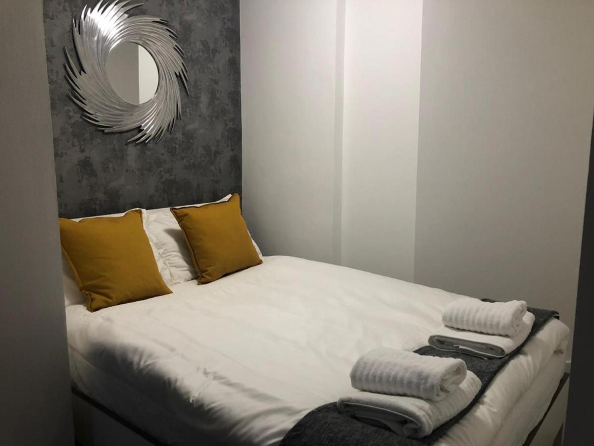 Stunning Apartment In Leeds- Financial District Leeds  Bagian luar foto