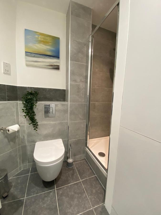 Stunning Apartment In Leeds- Financial District Leeds  Bagian luar foto